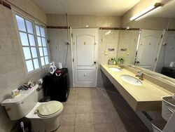 East Coast Road (D15), Apartment #637333291
